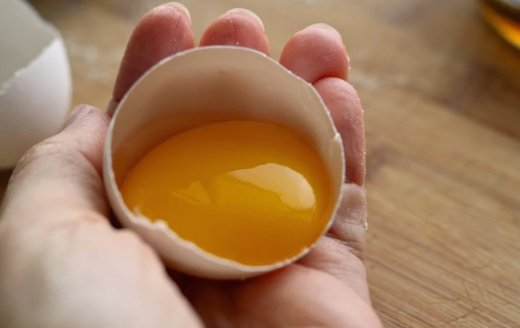 Foods that must be avoid during pregnancy 14 raw egg avoid foods during pregnancy