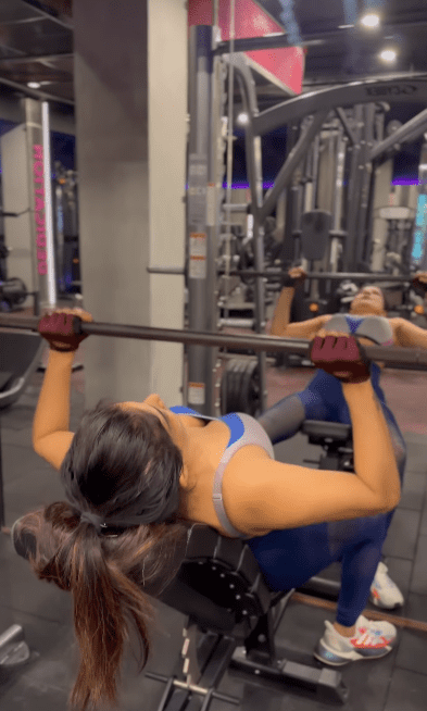 Payanali-Tamil-heroine-Gym-workout-motivation-video-image-02